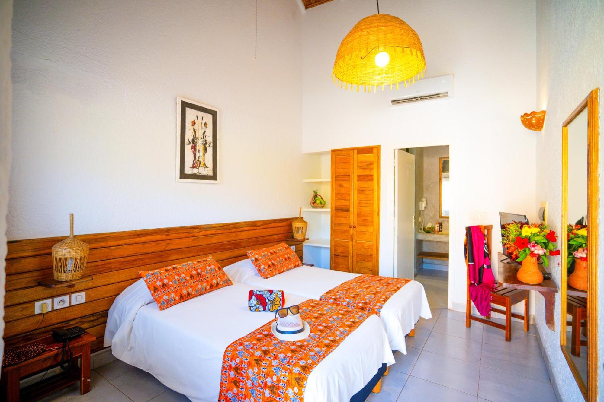 Le Saly Hotel & Hotel Club Filaos Luaran gambar